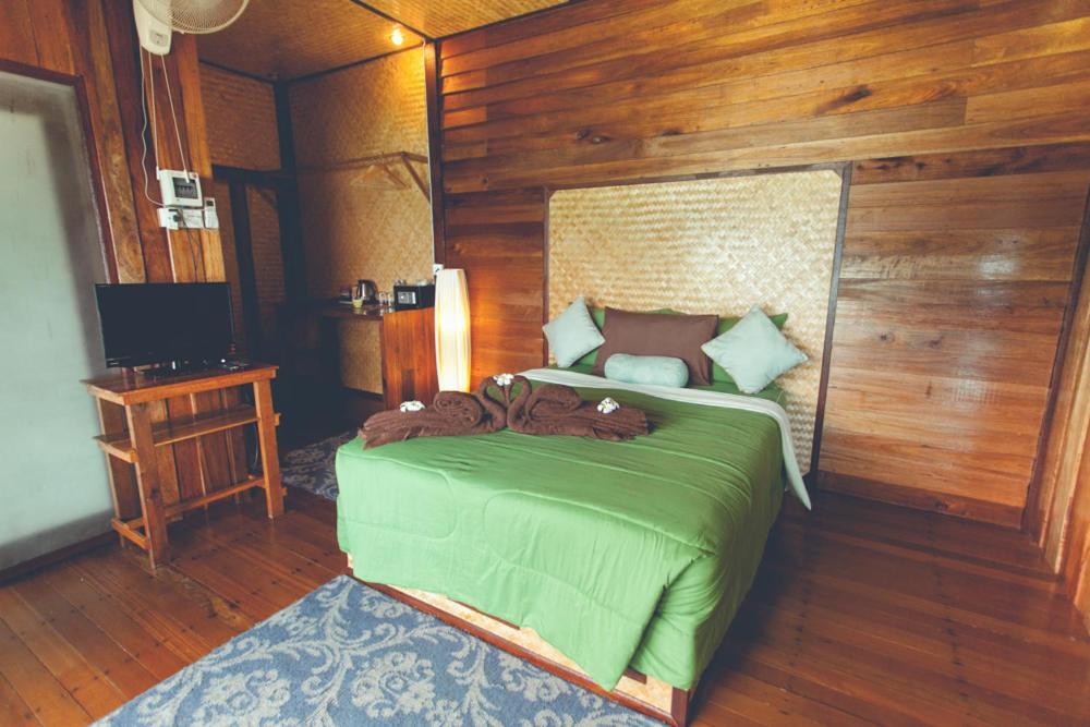Bayview Hill Resort Koh Lipe Buitenkant foto